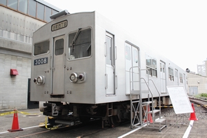 3042号車の復元工事後