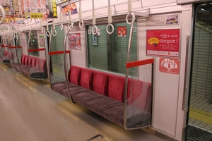 座席（第04～09編成）