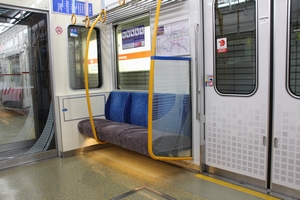 優先座席（第10・11編成）