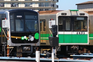 緑木型（左）と森之宮型（右）の連結器