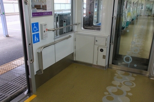 車椅子・ベビーカースペース