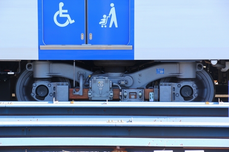 台車（集電装置付き）