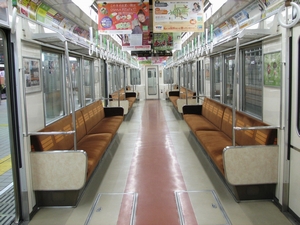 66系前期車座席更新車車内