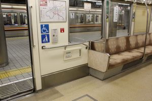 66系後期車優先座席