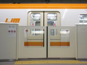 扉部分の塗装の違い