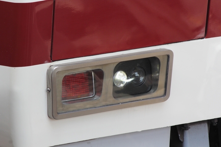 LED化された前照灯