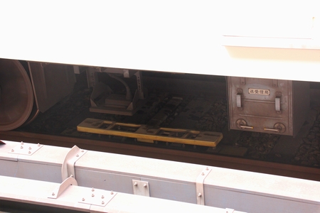 8600形にあるTASC地上子