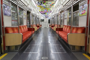 車内（内装変更車、上質）