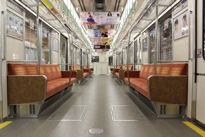 車内（標準車、新20系列共通）