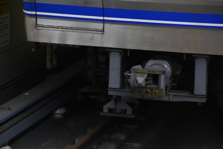 23600形にあるTASC車上子