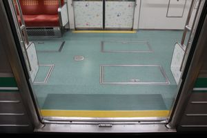 床敷物（内装変更車）