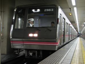 臨時今里行きの第13編成