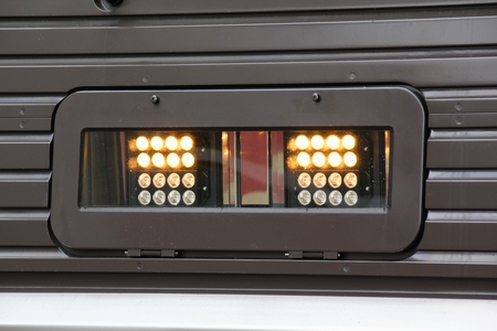 LED化された前照灯