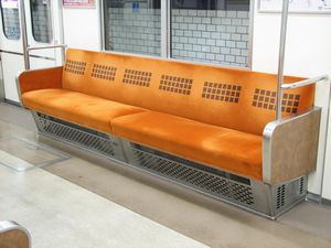 新20系座席柄変更後