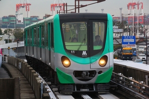 「moving M」とLED前照灯の現在のスタイル