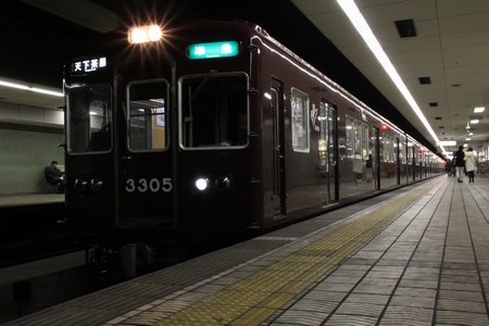 ��}3300�n�@���g���