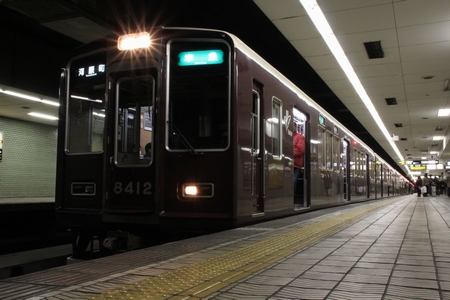 ��}8300�n�@���g���